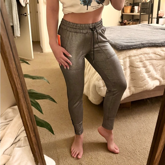 Standing Tree Silver Side-Zip Sweatpants | NET - Picture 3 of 10